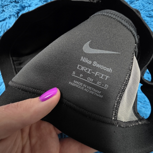 Nike Dri-Fit Swoosh High Support Sports Bra Size Small - Picture 3 of 6
